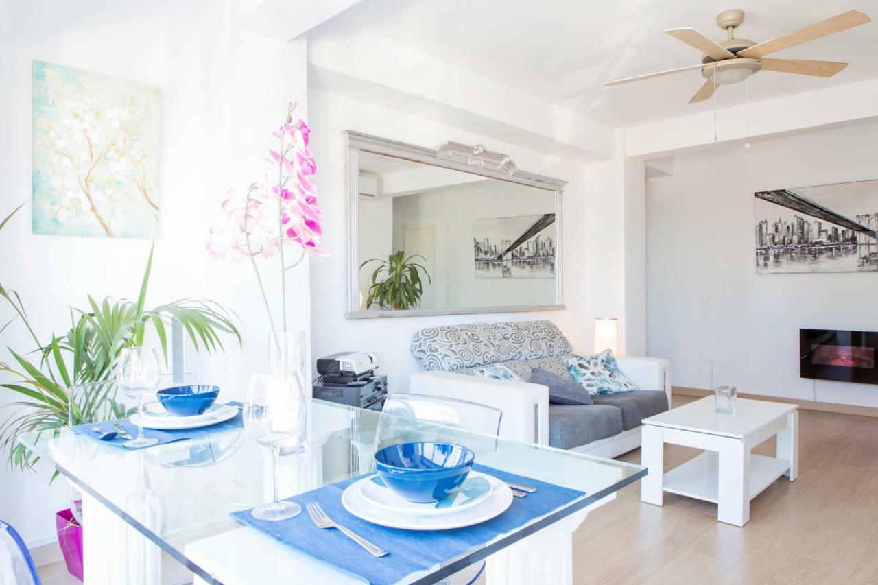 Apartamento Lujo Frente Al Mar Centro De Málaga Exteriör bild