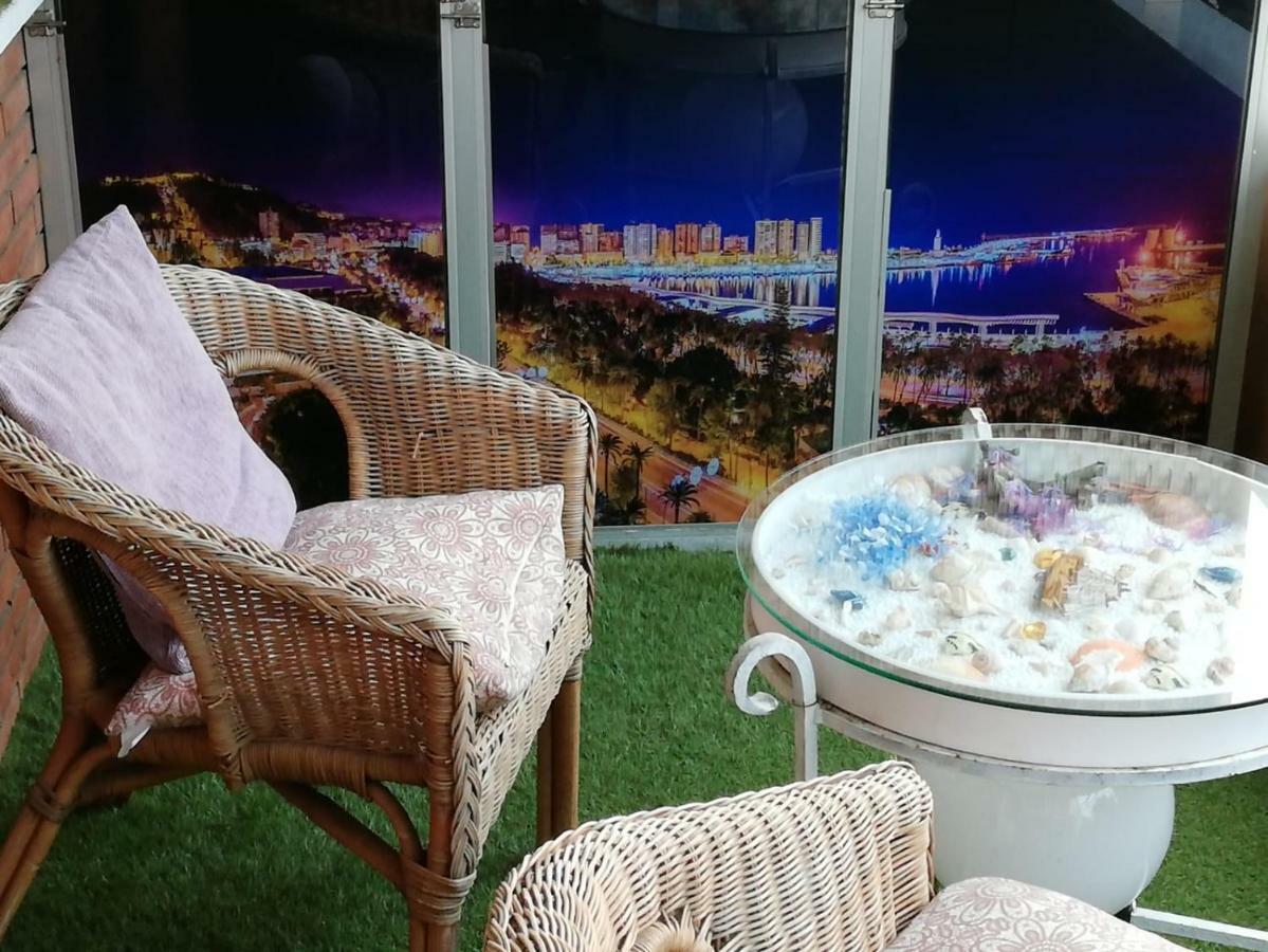 Apartamento Lujo Frente Al Mar Centro De Málaga Exteriör bild