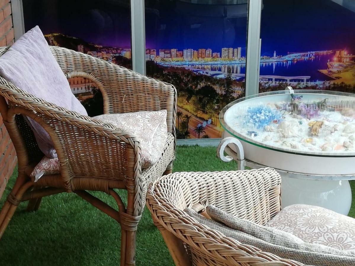 Apartamento Lujo Frente Al Mar Centro De Málaga Exteriör bild
