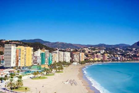 Apartamento Lujo Frente Al Mar Centro De Málaga Exteriör bild